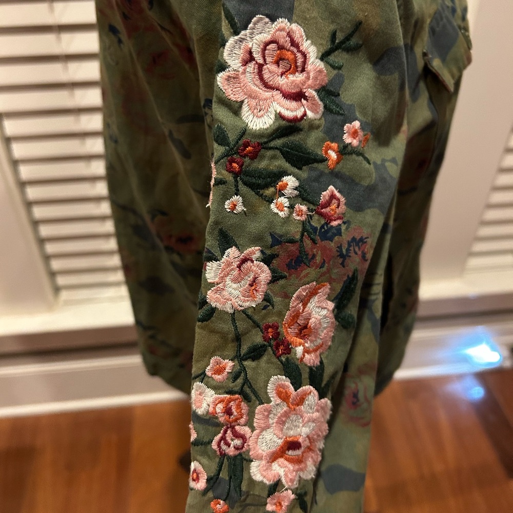 Karlie Cherry Blossom Green Floral Utility Jacket size L - Picture 3 of 8